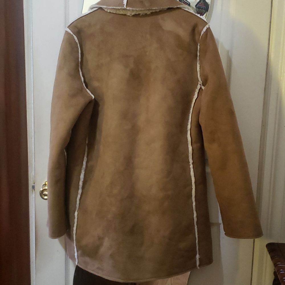 Beautiful and warm suede jacket 😍 ❤ - Picture 5 of 6